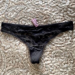 NWT New Adore Me black lace thong panties Sz L